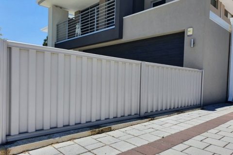 Sliding aluminum gate with a sleek design